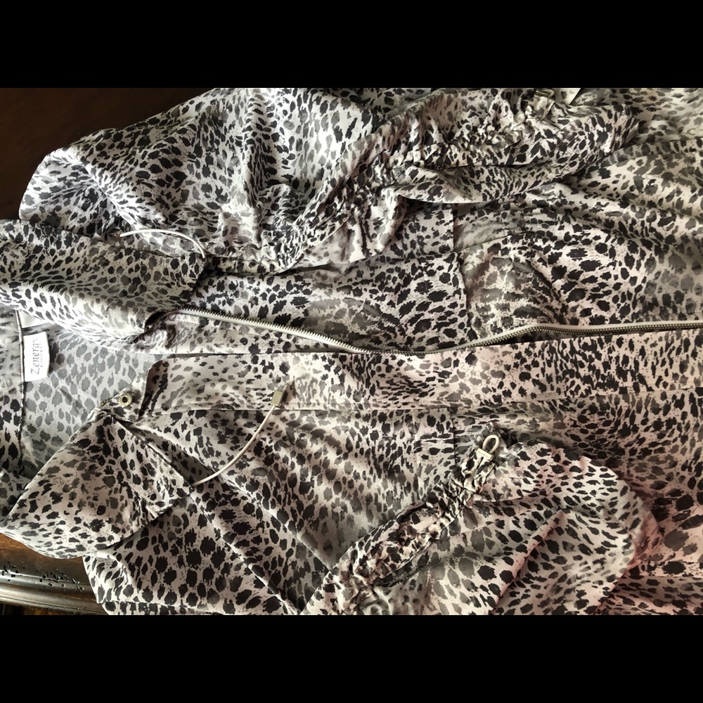 Jacket - Picture 2 of 4